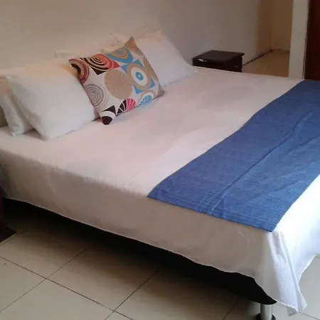 7pn-1a House With Direct Sea Access Сasa de vacaciones